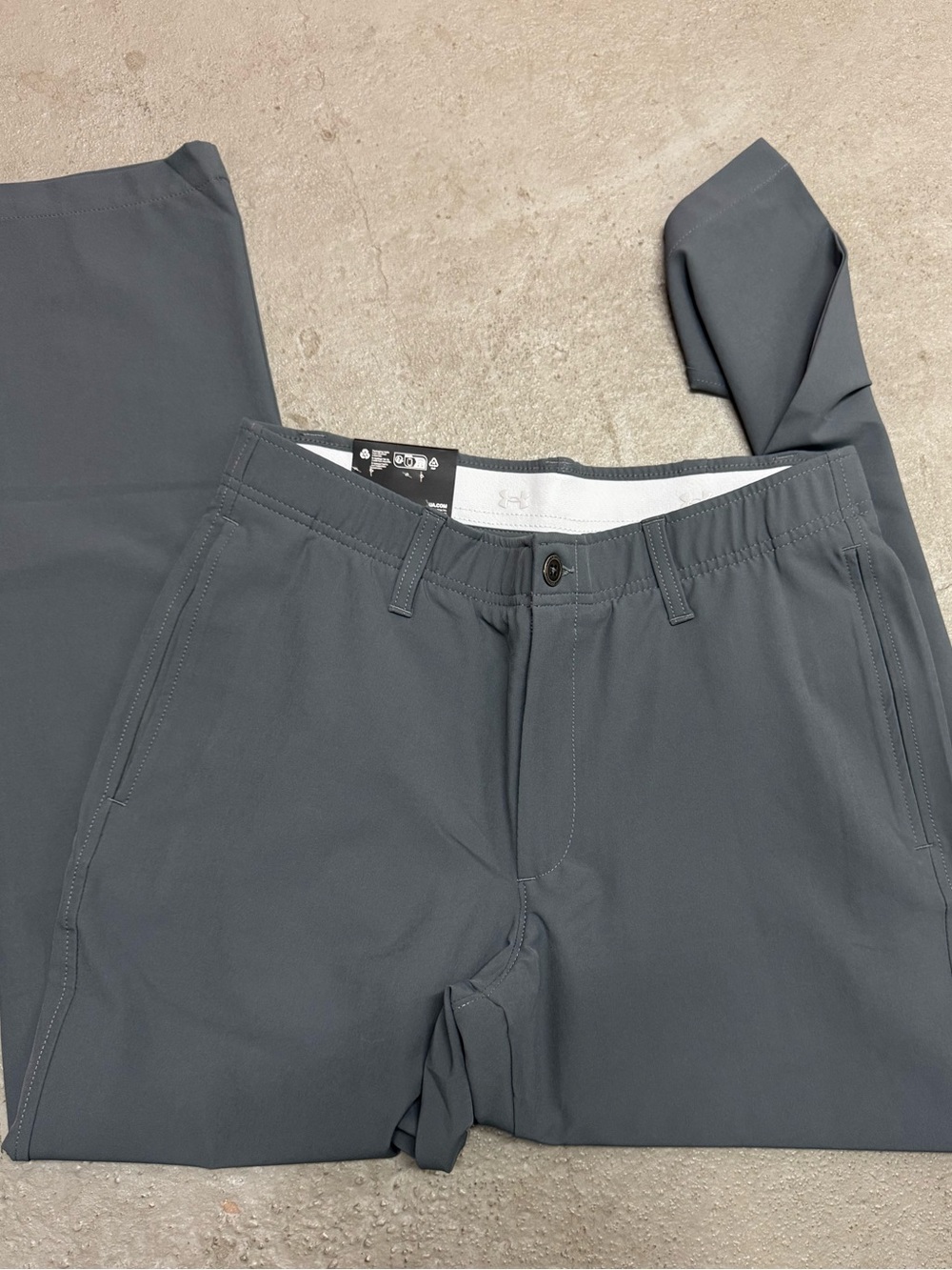 Under Armour Men's Gray Chino Pants